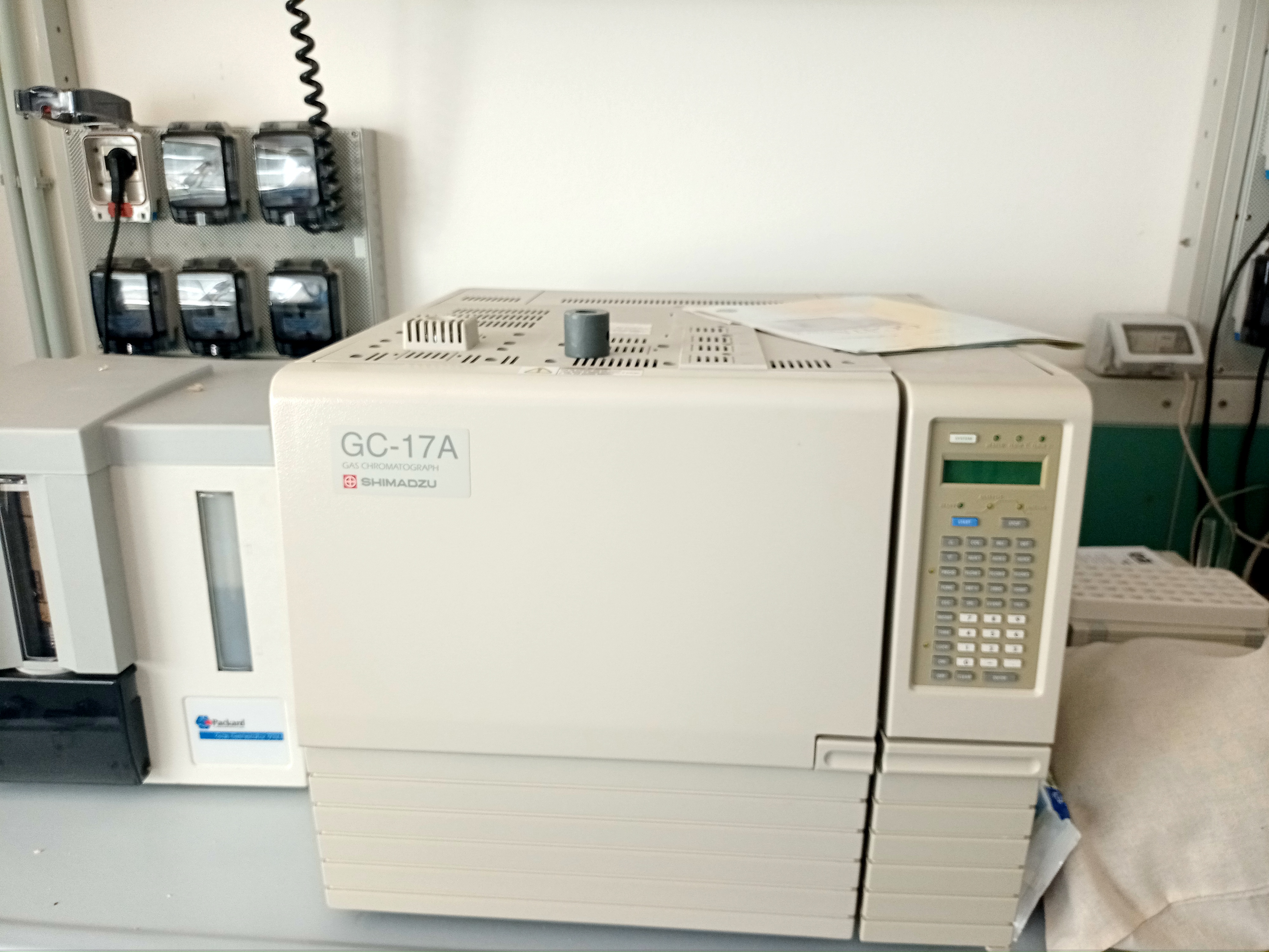 Gas Cromatografo Shimadzu  GC 17A